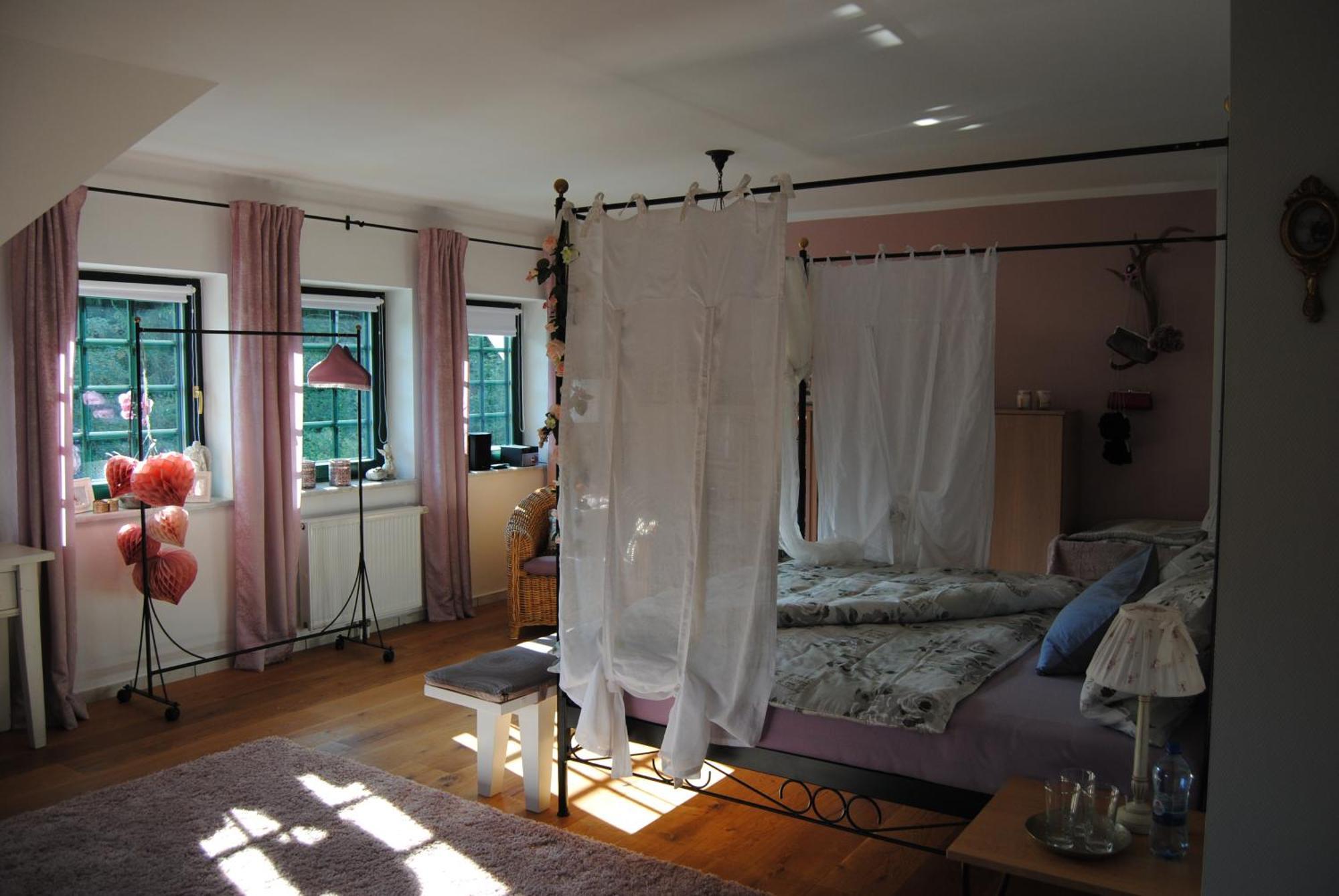 Bed And Breakfast Petra Huber Vichtenstein Room photo